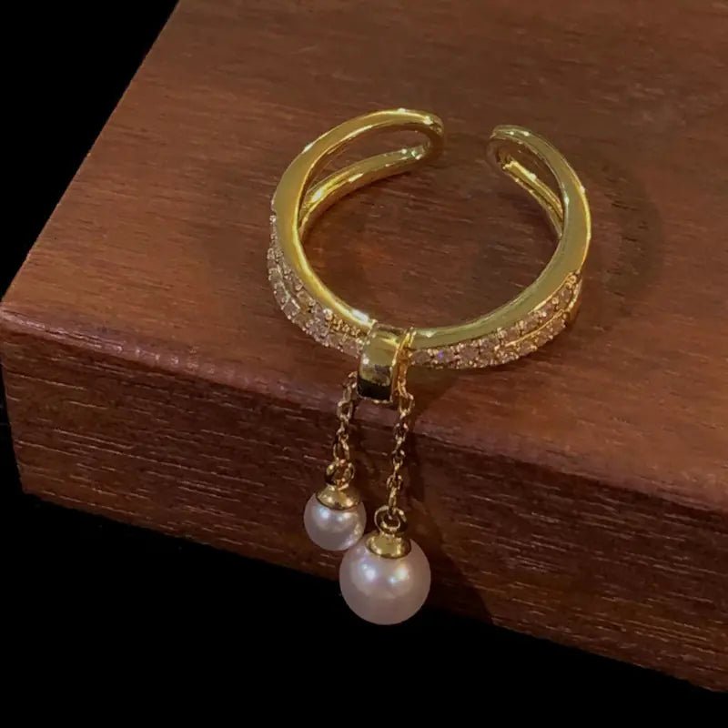 BAROQUE PEARL ZIRCON RING - Nuala